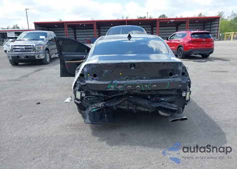 2021 Hyundai Sonata Limited z USA, uszkodzony, nr VIN 5NPEH4J27MH096899